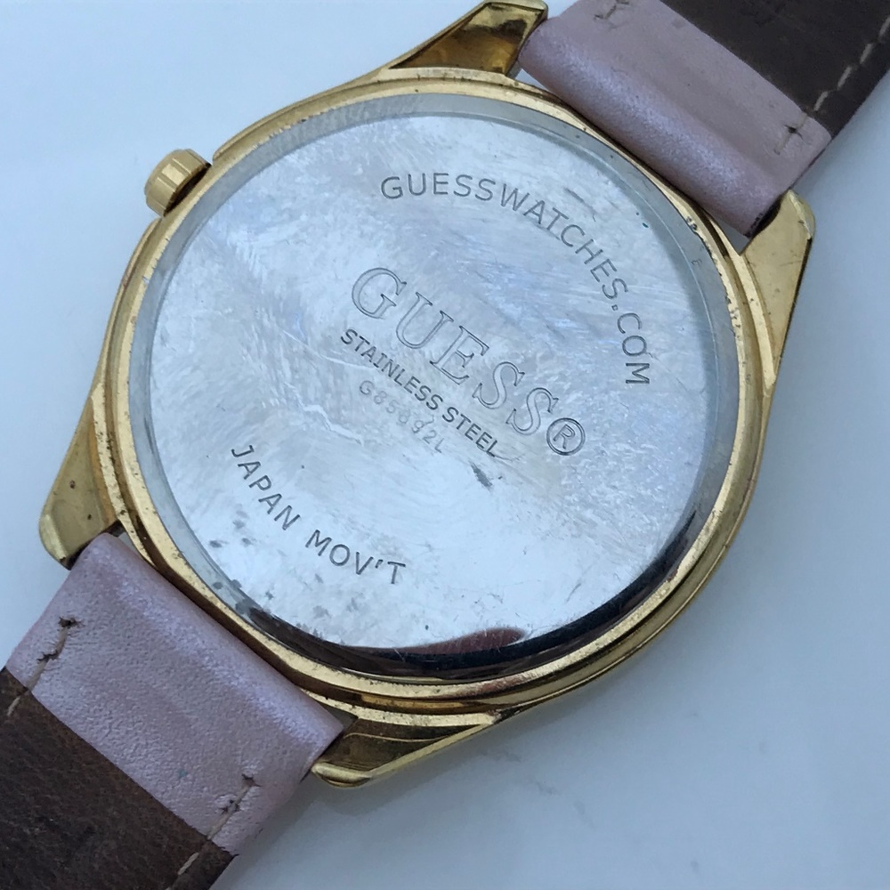 Guess Ladies Watch Crystal Accents Heart Gold Tone - Picture 5 of 8